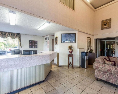Rodeway Inn Sweetwater image 21